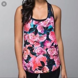 Lululemon Coastal Tank *rare!! Secret Garden/Black